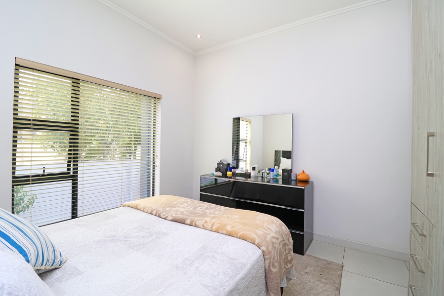 To Let 2 Bedroom Property for Rent in Broadacres Gauteng