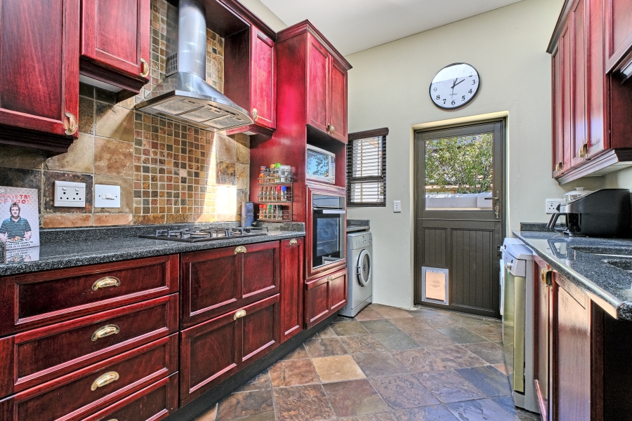 3 Bedroom Property for Sale in Kyalami Estates Gauteng