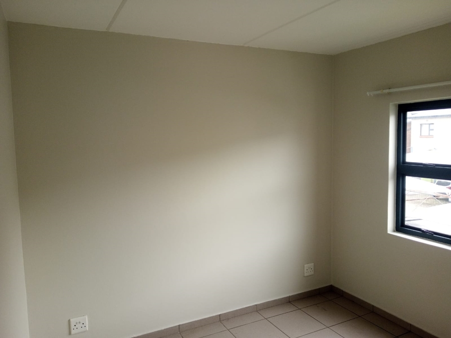 2 Bedroom Property for Sale in Ravenswood Gauteng