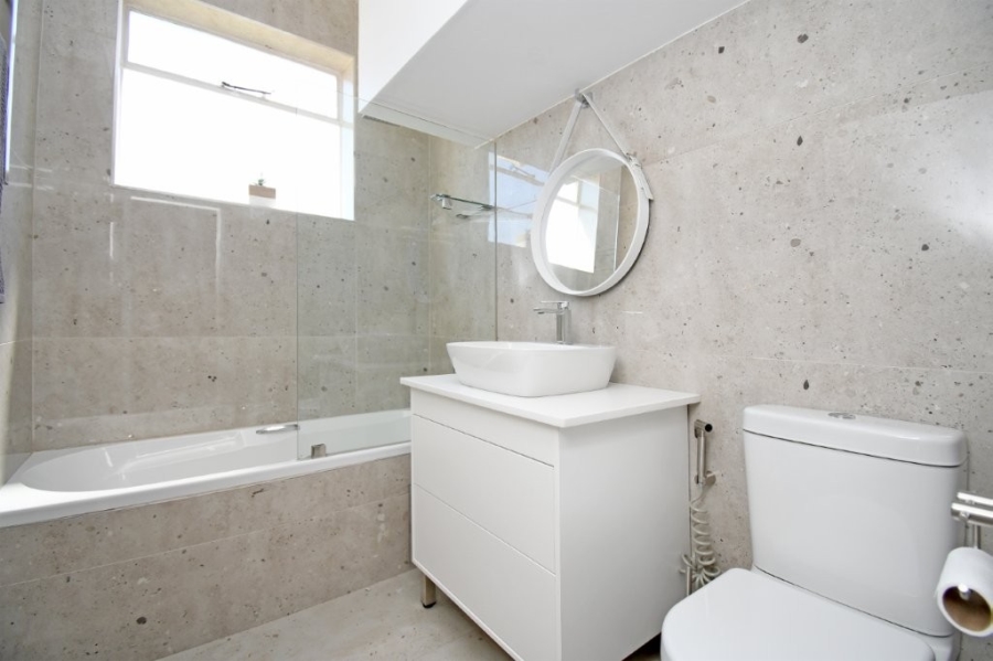 To Let 3 Bedroom Property for Rent in Craighall Park Gauteng