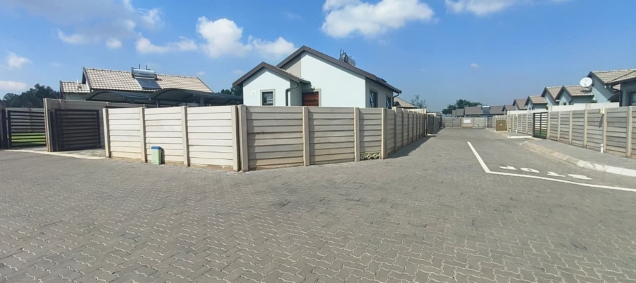 2 Bedroom Property for Sale in Wilfordon Gauteng