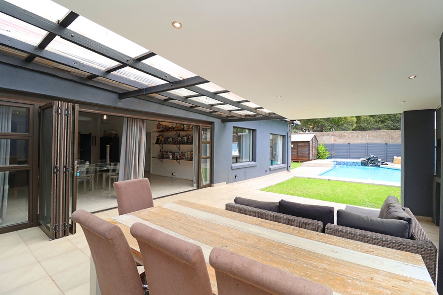 3 Bedroom Property for Sale in Highlands North Gauteng