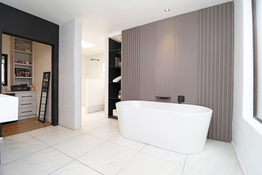 3 Bedroom Property for Sale in Highlands North Gauteng