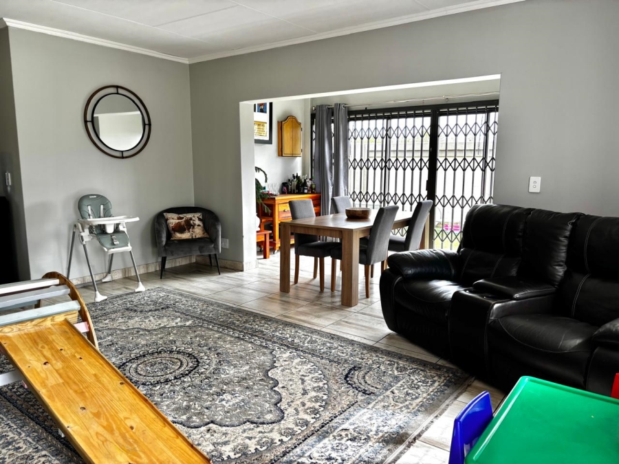 3 Bedroom Property for Sale in Sunair Park Gauteng