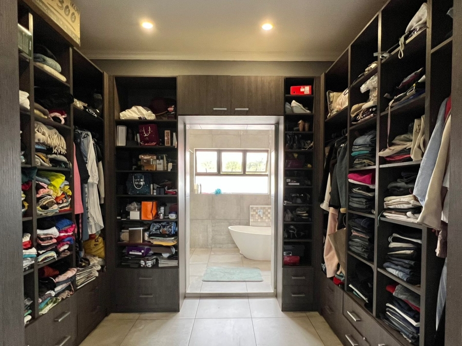 To Let 4 Bedroom Property for Rent in Equestria Gauteng