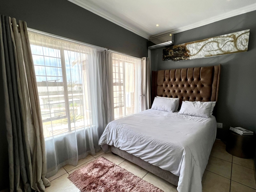 To Let 4 Bedroom Property for Rent in Equestria Gauteng