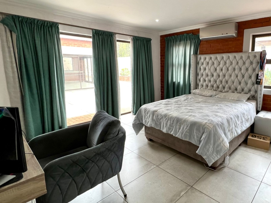 To Let 4 Bedroom Property for Rent in Equestria Gauteng