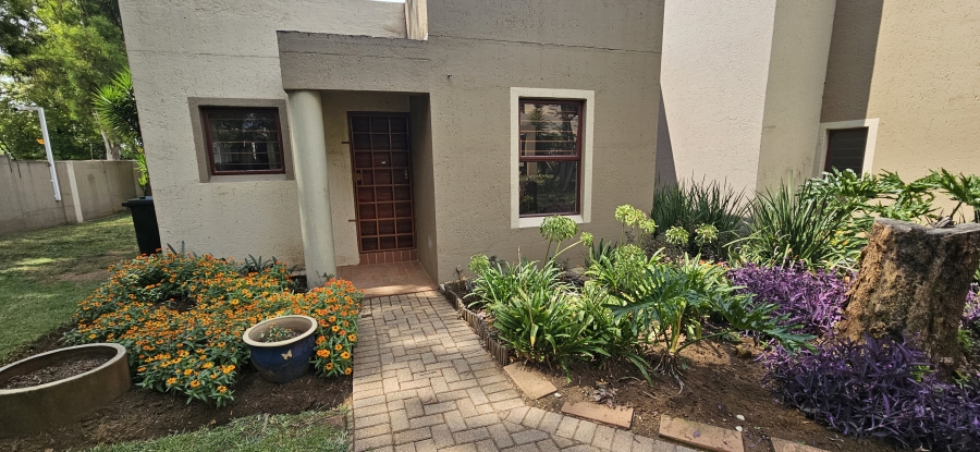 2 Bedroom Property for Sale in New Market Gauteng