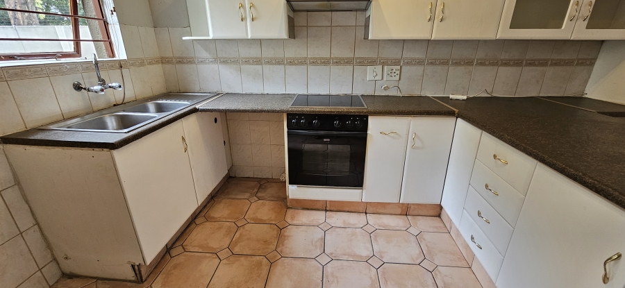 2 Bedroom Property for Sale in New Market Gauteng