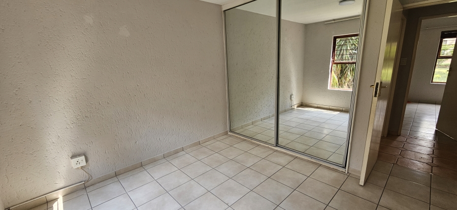 2 Bedroom Property for Sale in New Market Gauteng