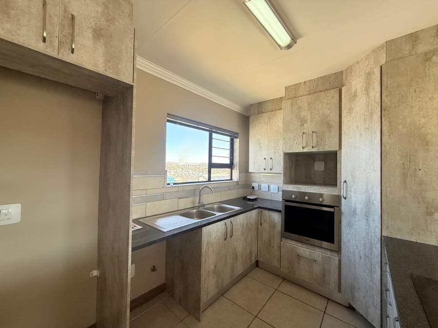2 Bedroom Property for Sale in Amberfield Gauteng