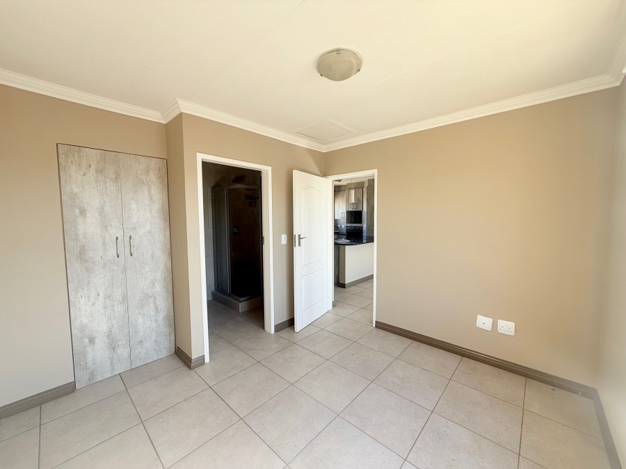 2 Bedroom Property for Sale in Amberfield Gauteng