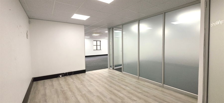 To Let commercial Property for Rent in Sunninghill Gauteng