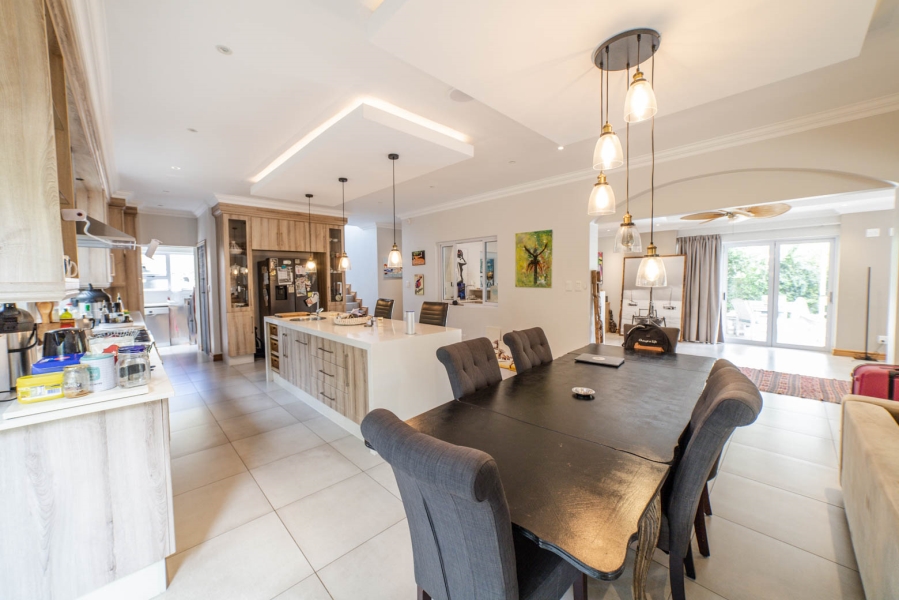 To Let 4 Bedroom Property for Rent in Helderfontein Estate Gauteng