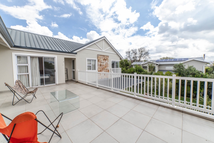 To Let 4 Bedroom Property for Rent in Helderfontein Estate Gauteng