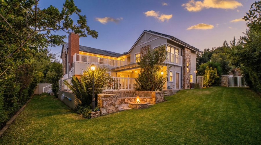 To Let 4 Bedroom Property for Rent in Helderfontein Estate Gauteng