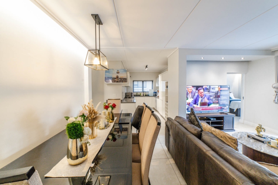 To Let 3 Bedroom Property for Rent in The Polofields Gauteng