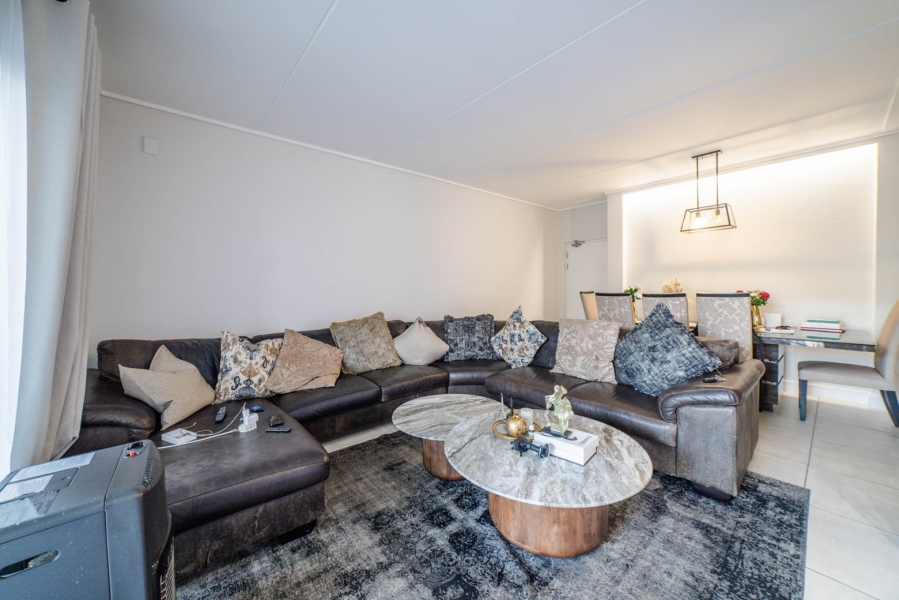 To Let 3 Bedroom Property for Rent in The Polofields Gauteng