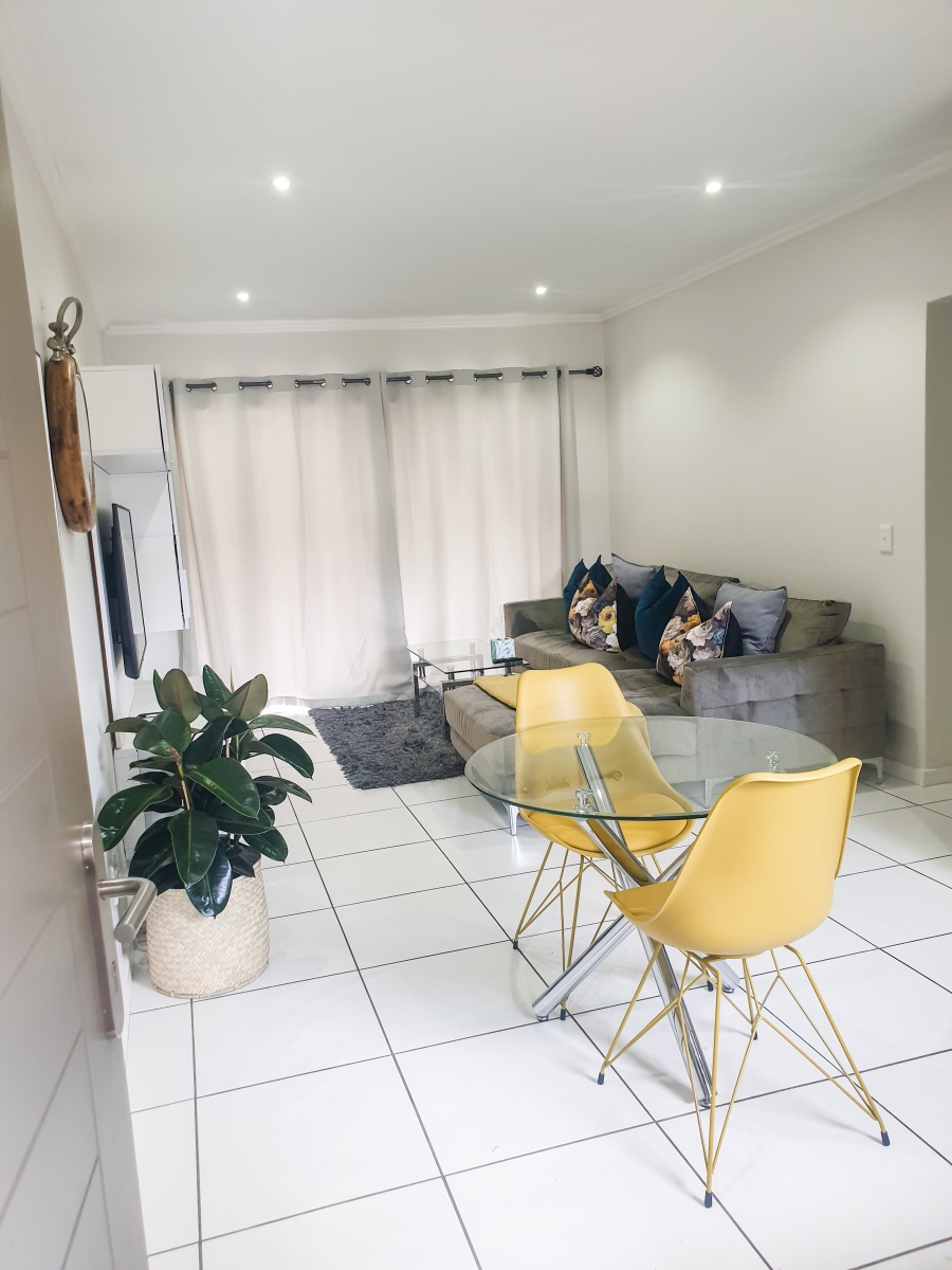 To Let 1 Bedroom Property for Rent in Fourways Gauteng