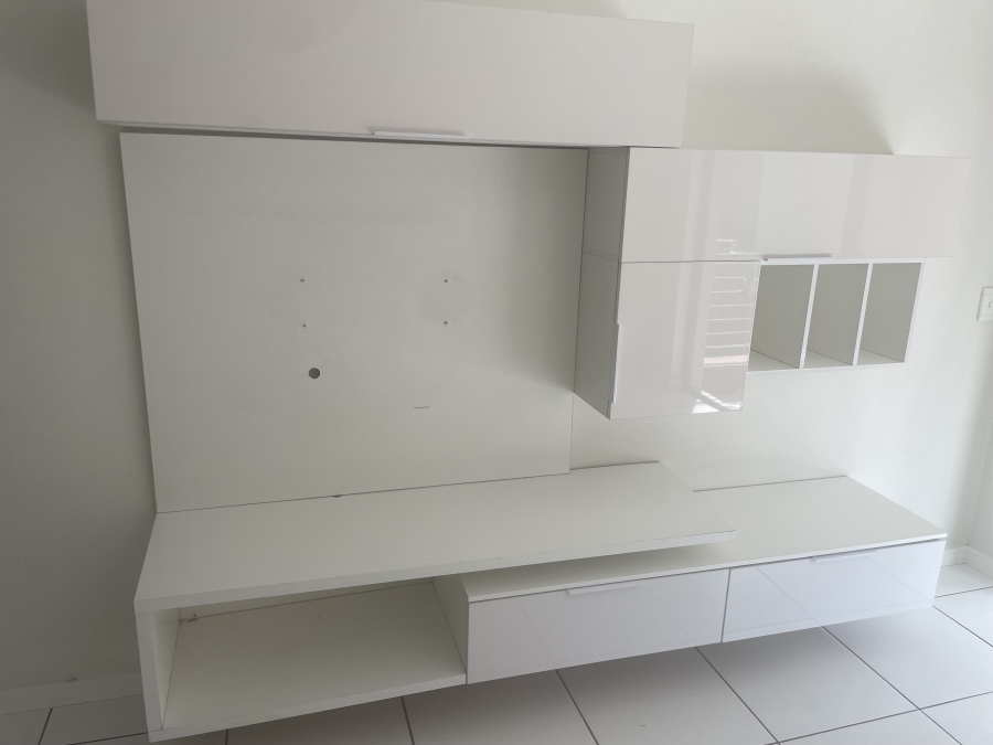 To Let 1 Bedroom Property for Rent in Fourways Gauteng