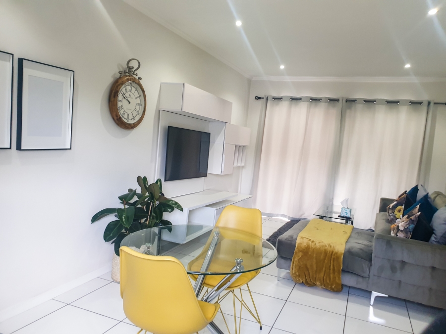 To Let 1 Bedroom Property for Rent in Fourways Gauteng