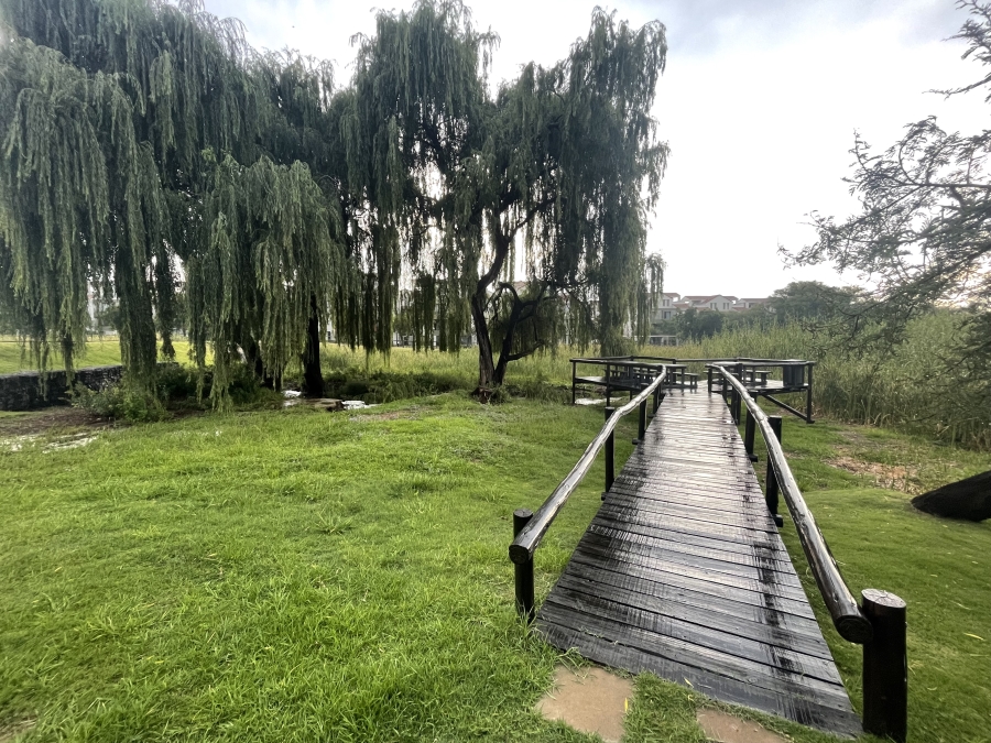 To Let 1 Bedroom Property for Rent in Fourways Gauteng