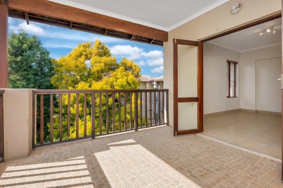 To Let 2 Bedroom Property for Rent in Broadacres Gauteng