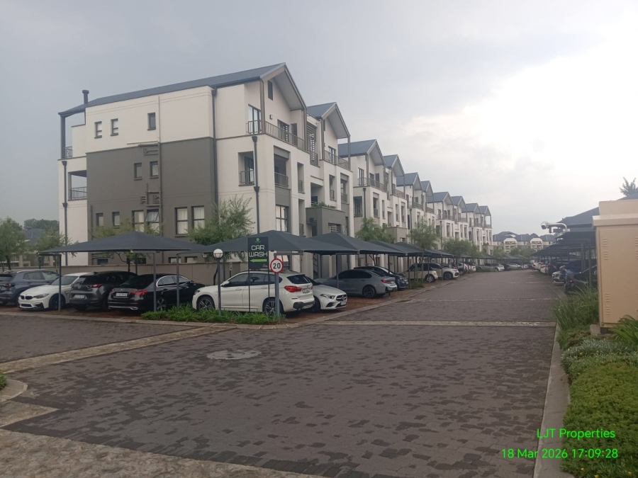 To Let 3 Bedroom Property for Rent in Waterfall Gauteng