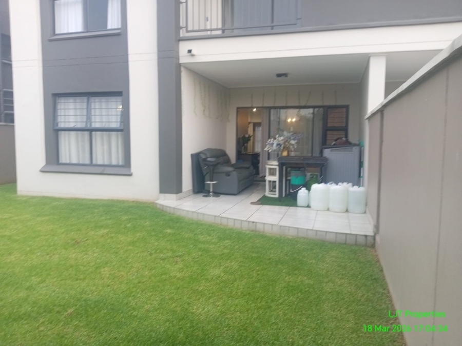 To Let 3 Bedroom Property for Rent in Waterfall Gauteng