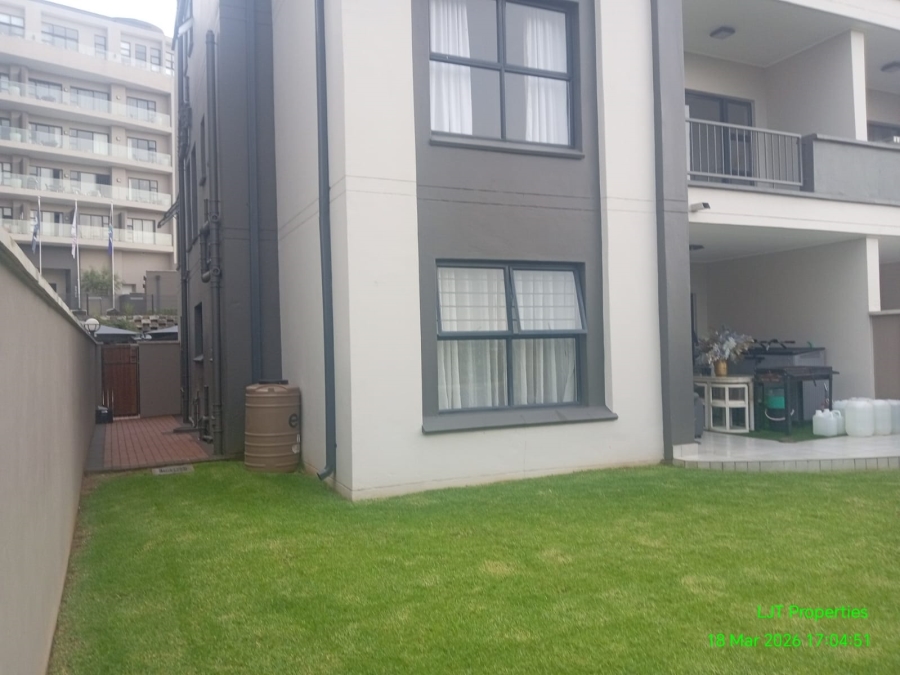 To Let 3 Bedroom Property for Rent in Waterfall Gauteng