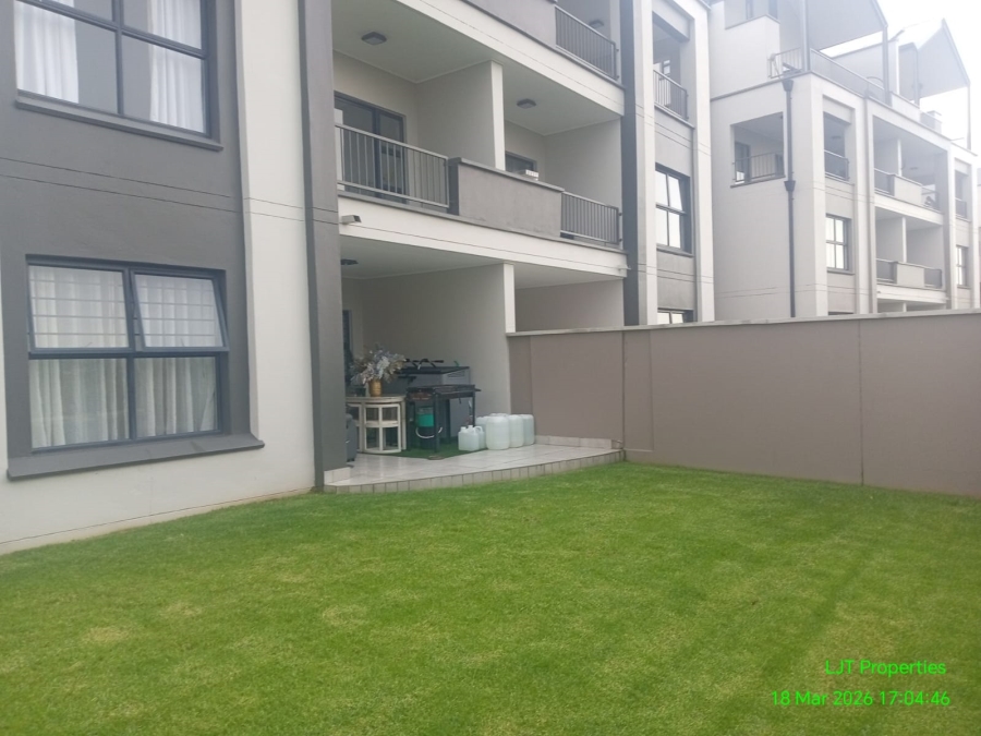 To Let 3 Bedroom Property for Rent in Waterfall Gauteng