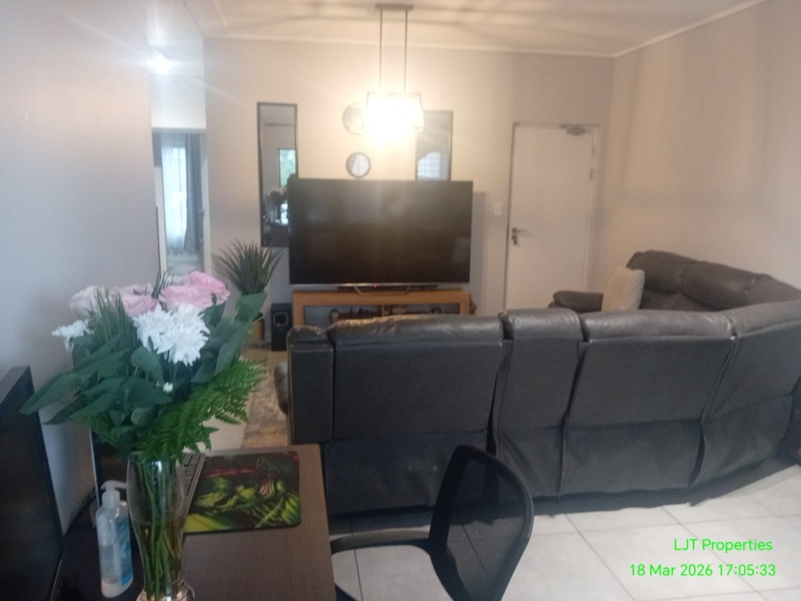 To Let 3 Bedroom Property for Rent in Waterfall Gauteng
