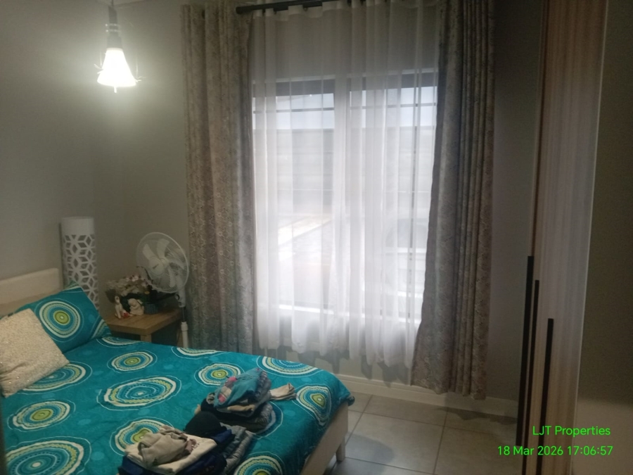 To Let 3 Bedroom Property for Rent in Waterfall Gauteng