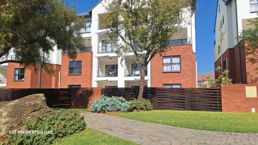 3 Bedroom Property for Sale in Greenstone Hill Gauteng