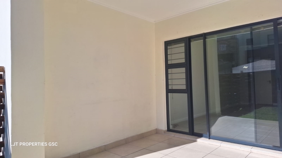 3 Bedroom Property for Sale in Greenstone Hill Gauteng