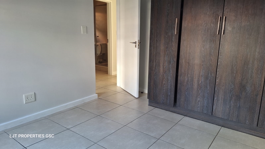 3 Bedroom Property for Sale in Greenstone Hill Gauteng