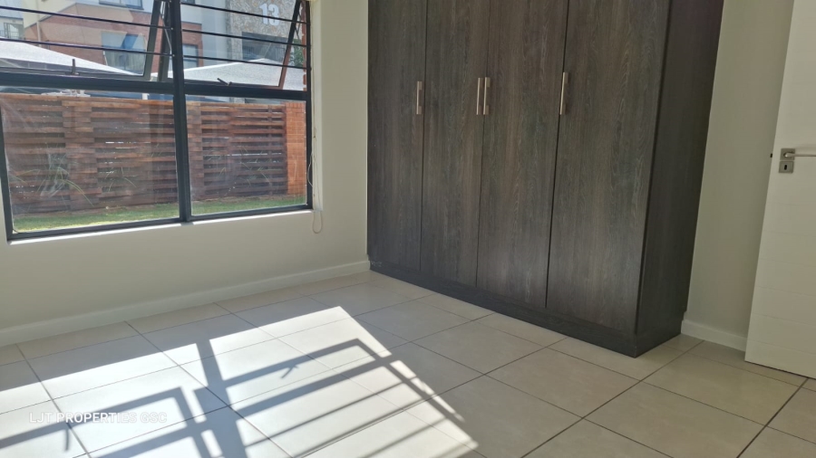 3 Bedroom Property for Sale in Greenstone Hill Gauteng