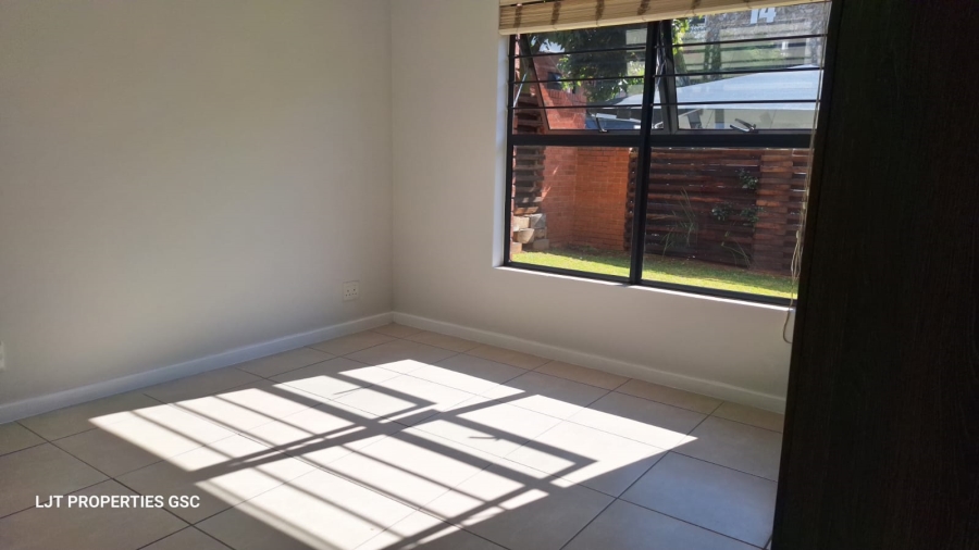 3 Bedroom Property for Sale in Greenstone Hill Gauteng