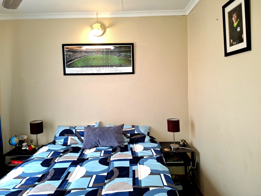 2 Bedroom Property for Sale in Willowbrook Gauteng