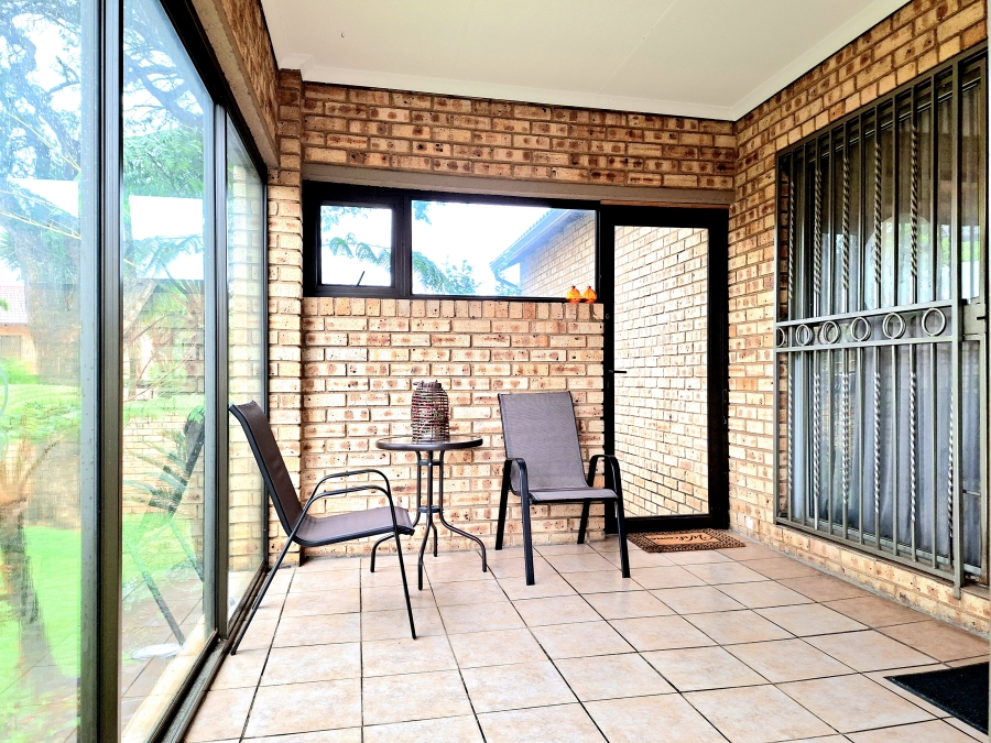 2 Bedroom Property for Sale in Willowbrook Gauteng