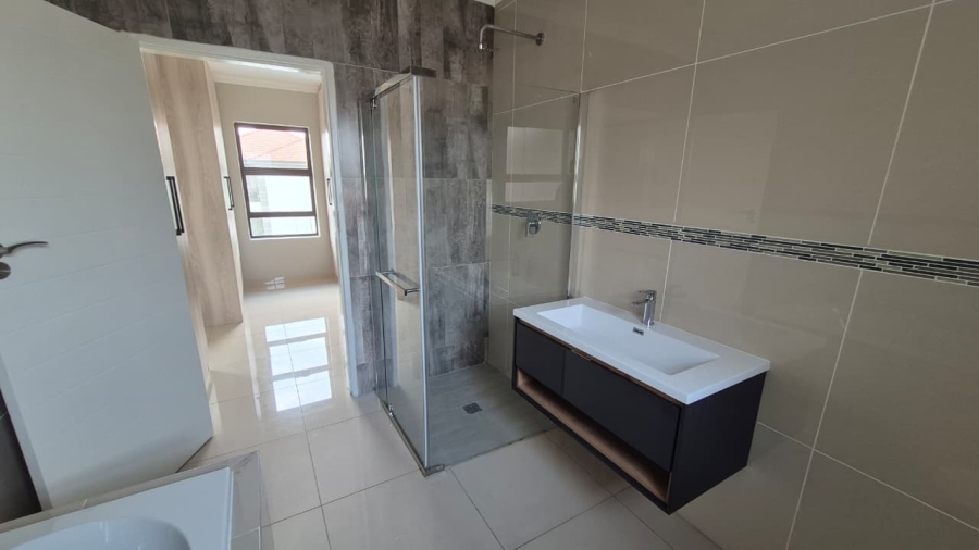 4 Bedroom Property for Sale in Comet Gauteng