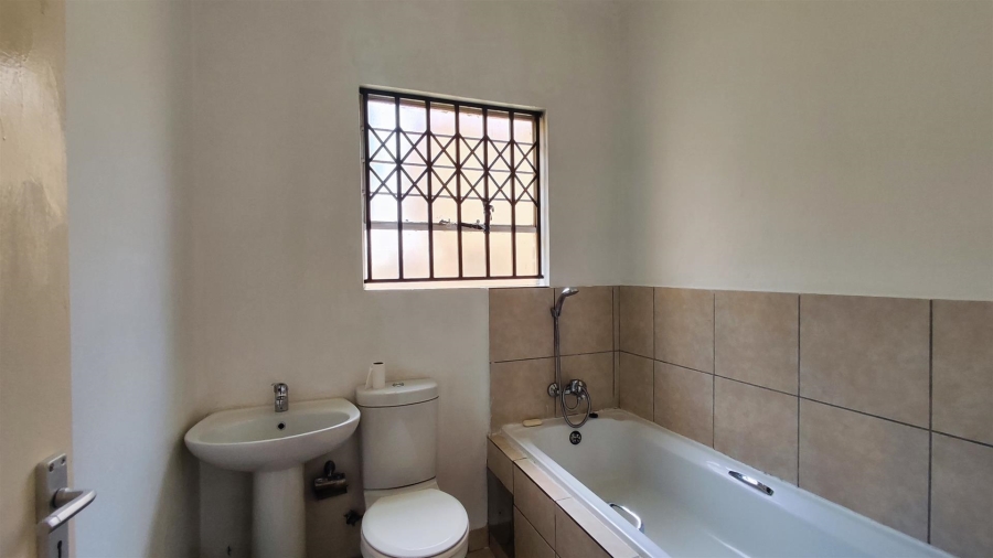 3 Bedroom Property for Sale in Dawn Park Gauteng