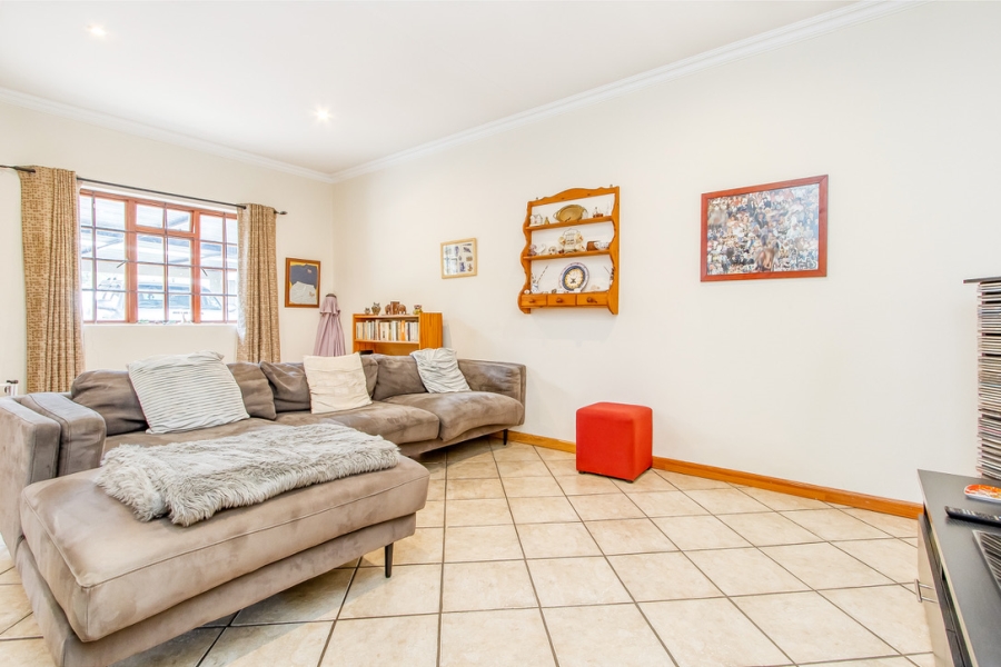 4 Bedroom Property for Sale in Linden Gauteng