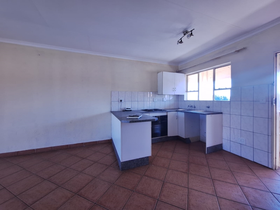 2 Bedroom Property for Sale in Rensburg Gauteng