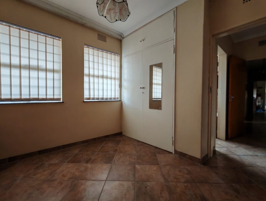 4 Bedroom Property for Sale in Risiville Gauteng
