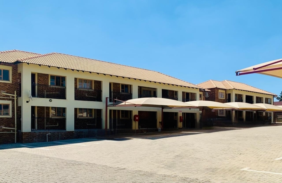 1 Bedroom Property for Sale in Rensburg Gauteng