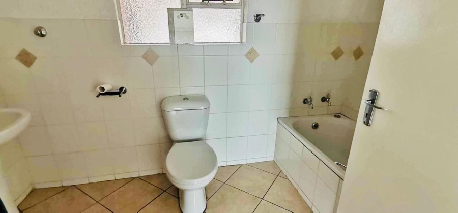 1 Bedroom Property for Sale in Rensburg Gauteng