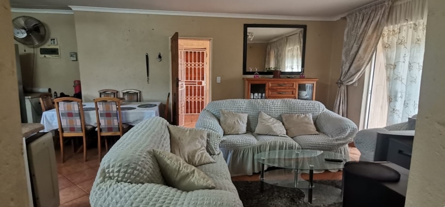 3 Bedroom Property for Sale in Rensburg Gauteng