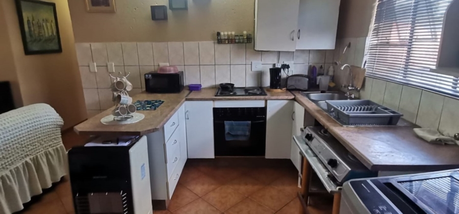 3 Bedroom Property for Sale in Rensburg Gauteng