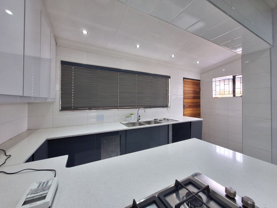 4 Bedroom Property for Sale in Shalimar Ridge Gauteng